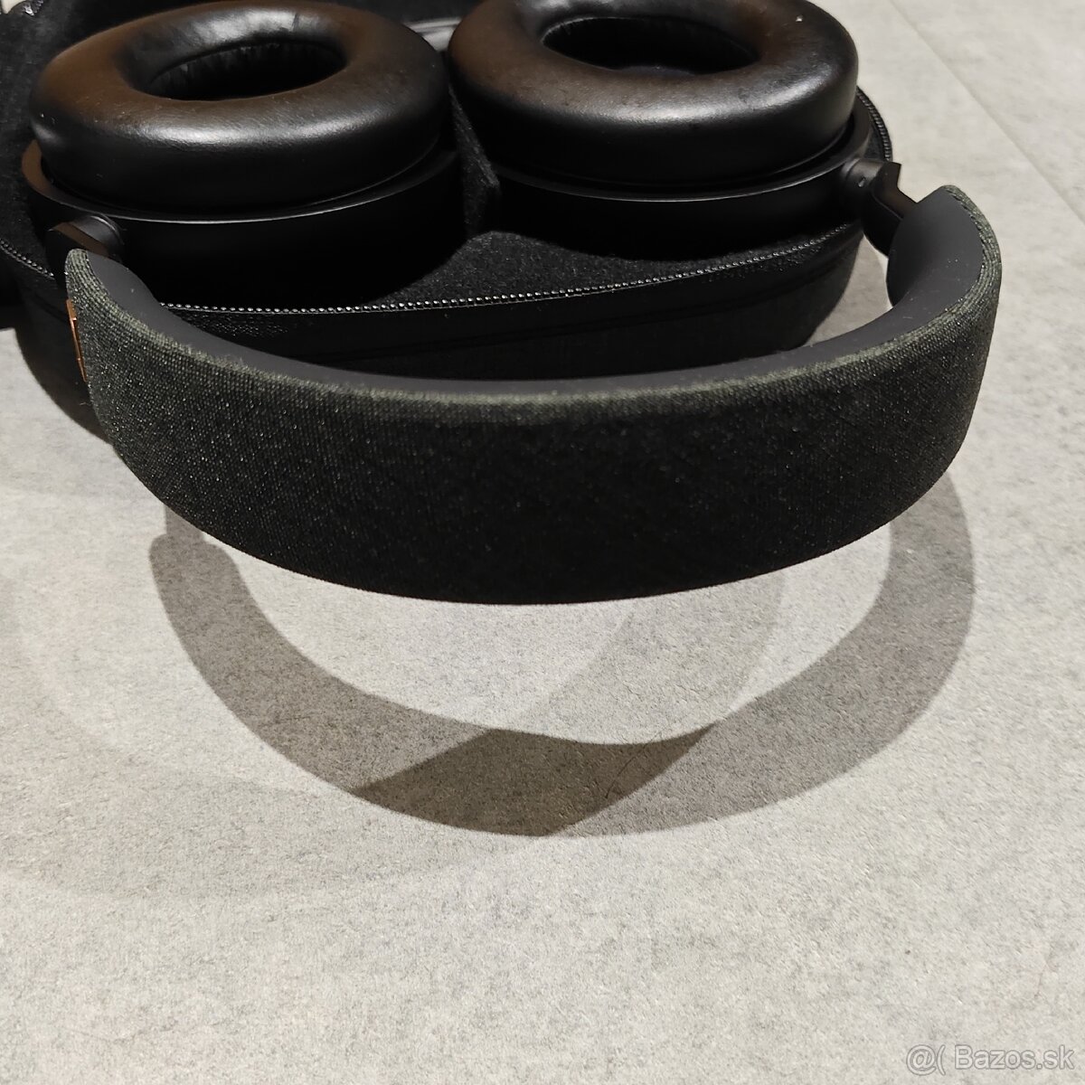 Sennheiser Momentum 4 fantastický stav (malý problém s ANC) - 4