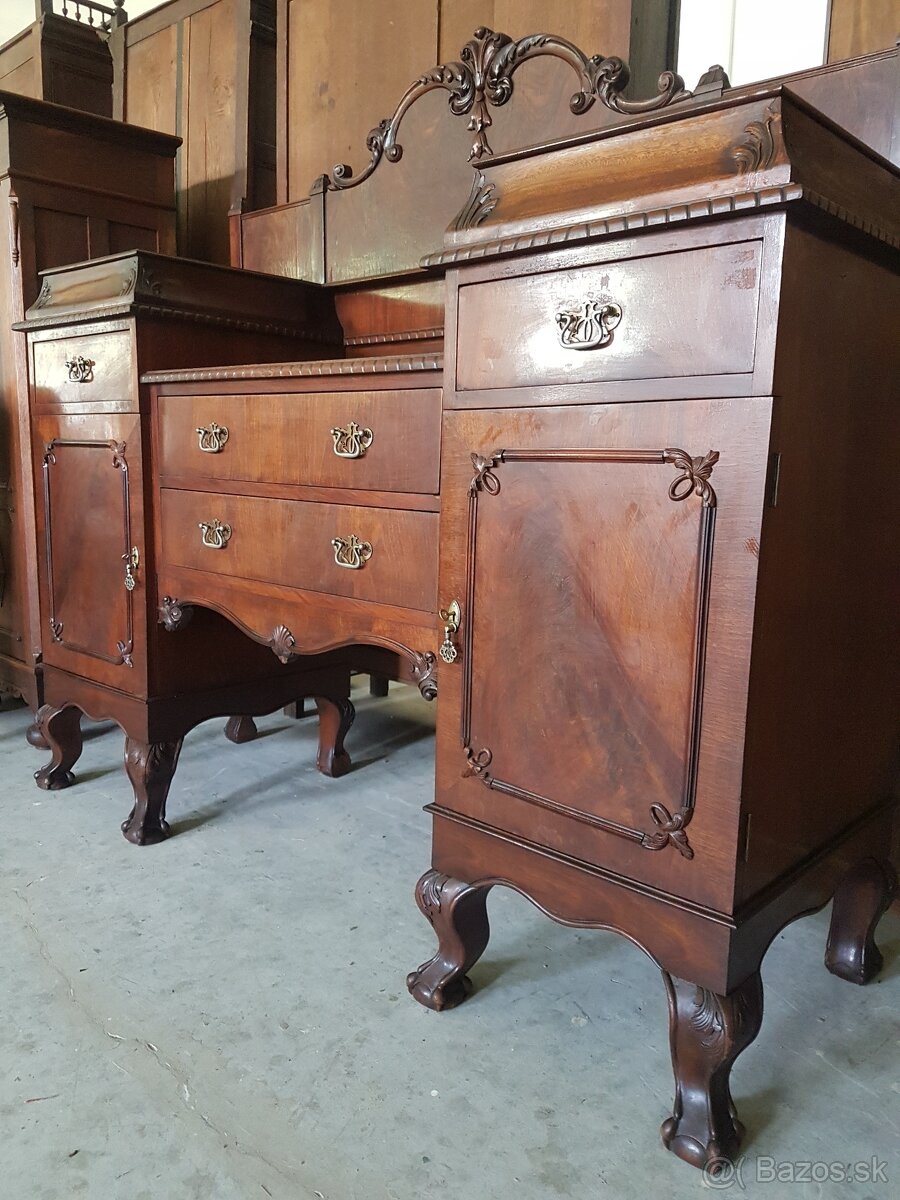 Starožitný nabytok - 4