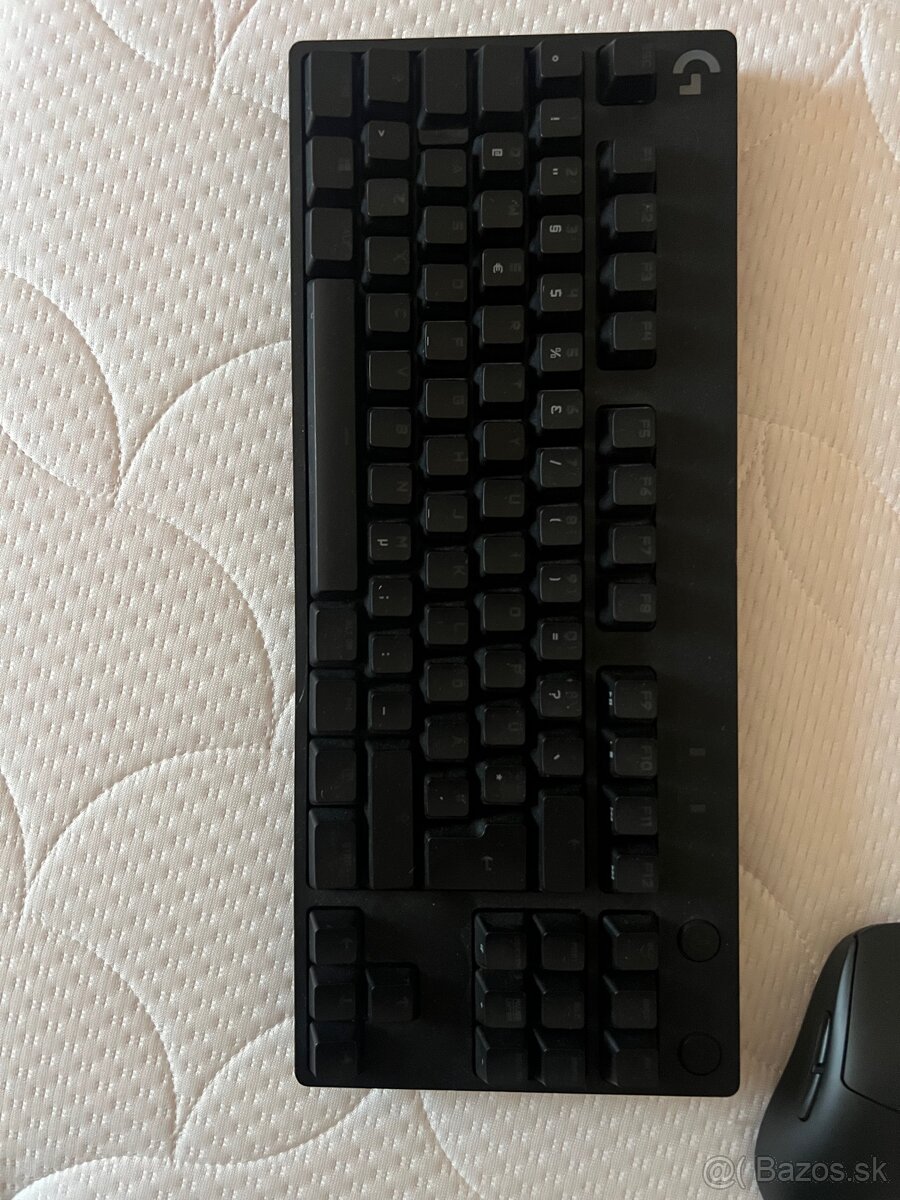 Logitech g pro - 4