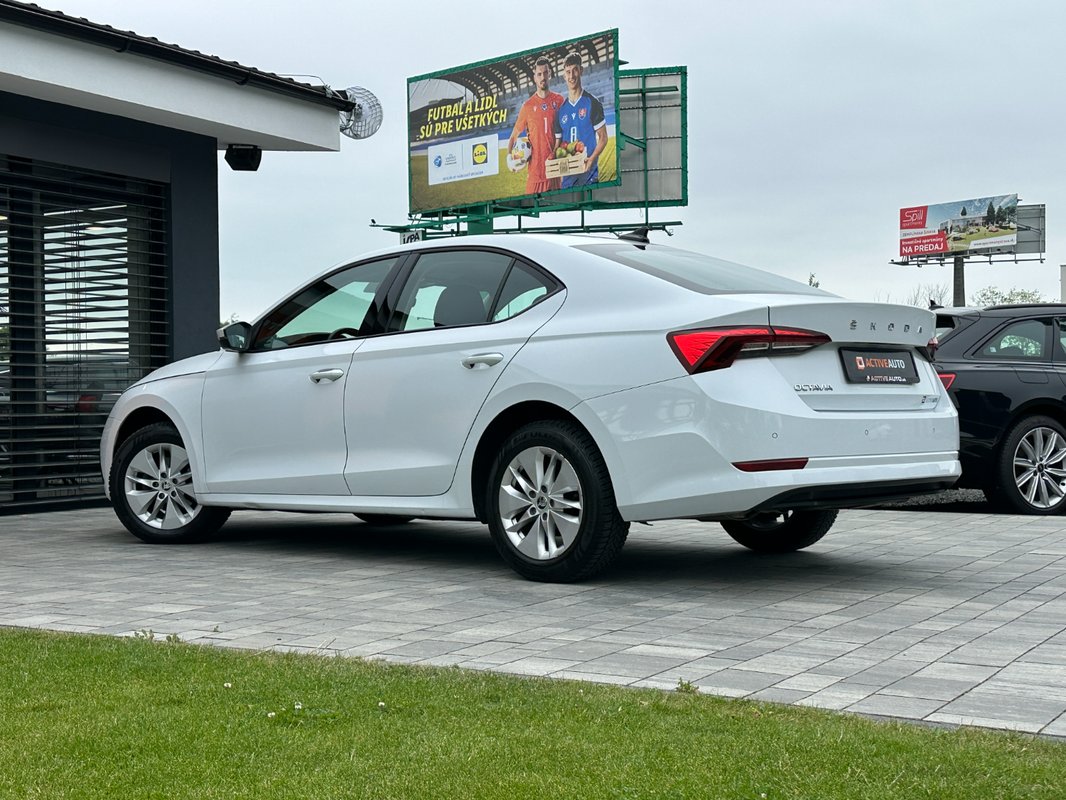 Škoda Octavia 2.0 TDi - 4