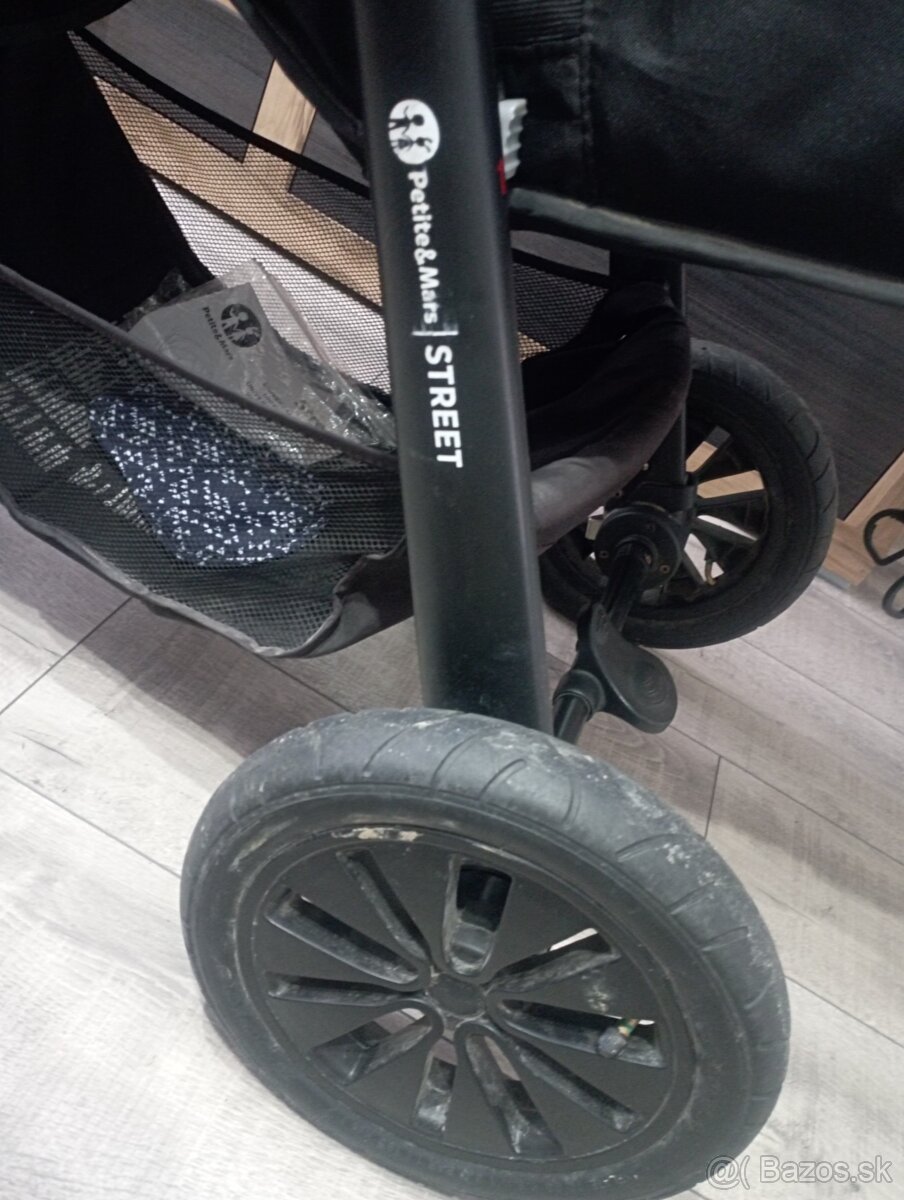 Petite & Mars street , limitka s príslušenstvom - 4