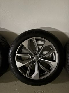 Originalne 20-palcove alu-disky + pneumatiky Audi E-tron. - 4