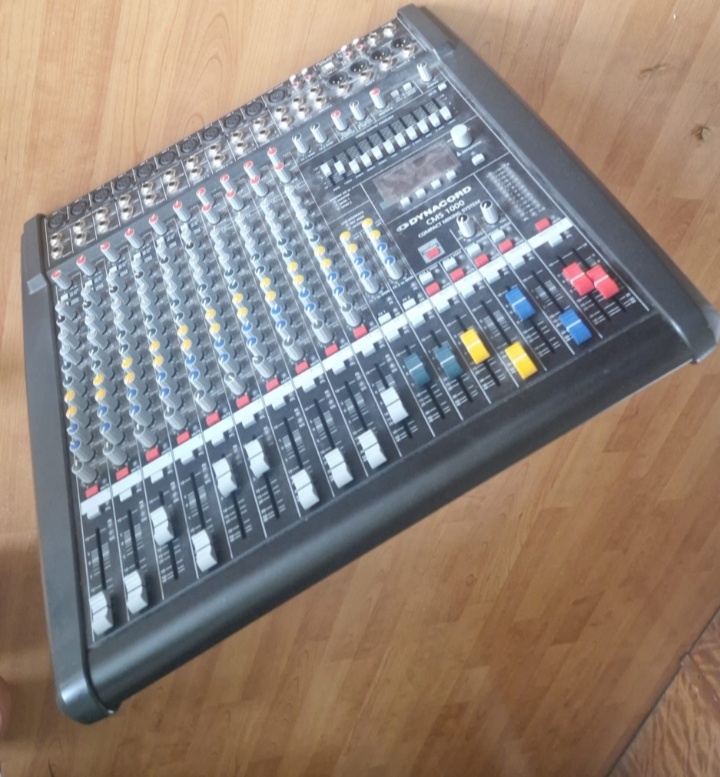 Mix pult Dynacord CMS 1000 - 4