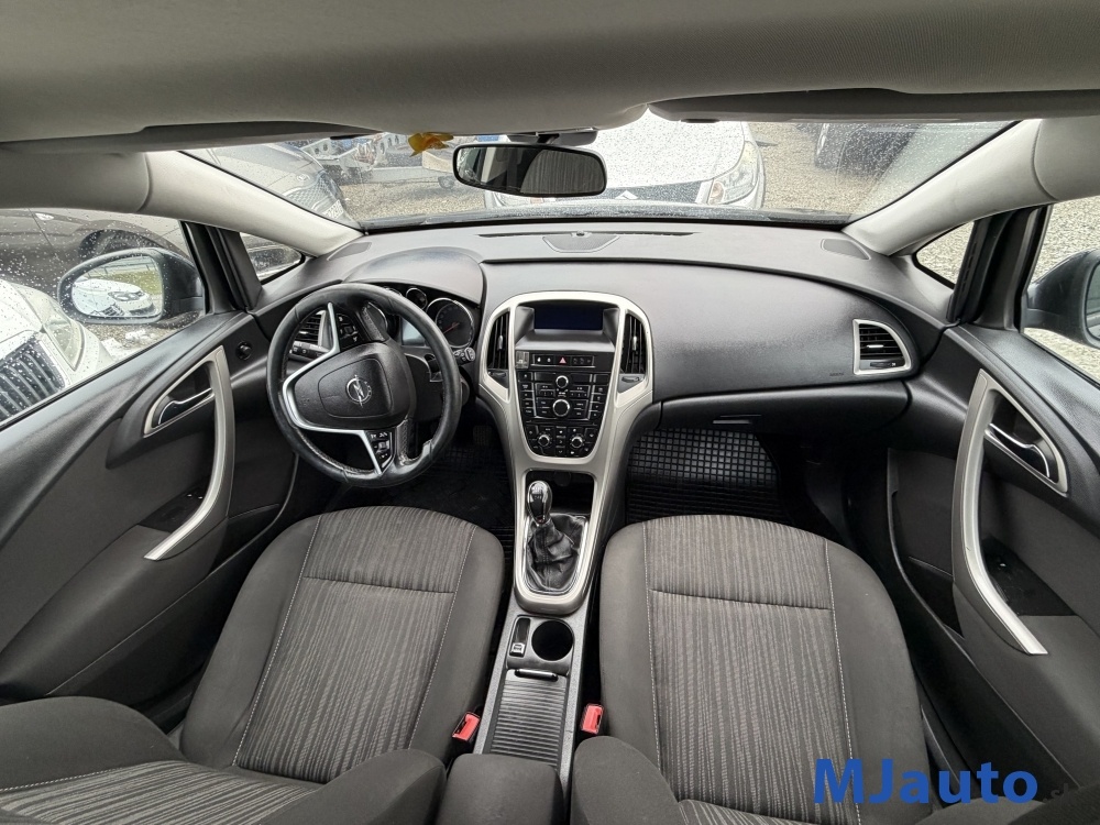 Opel Astra 1.7 cdti 2490 € Možná výmena - 4