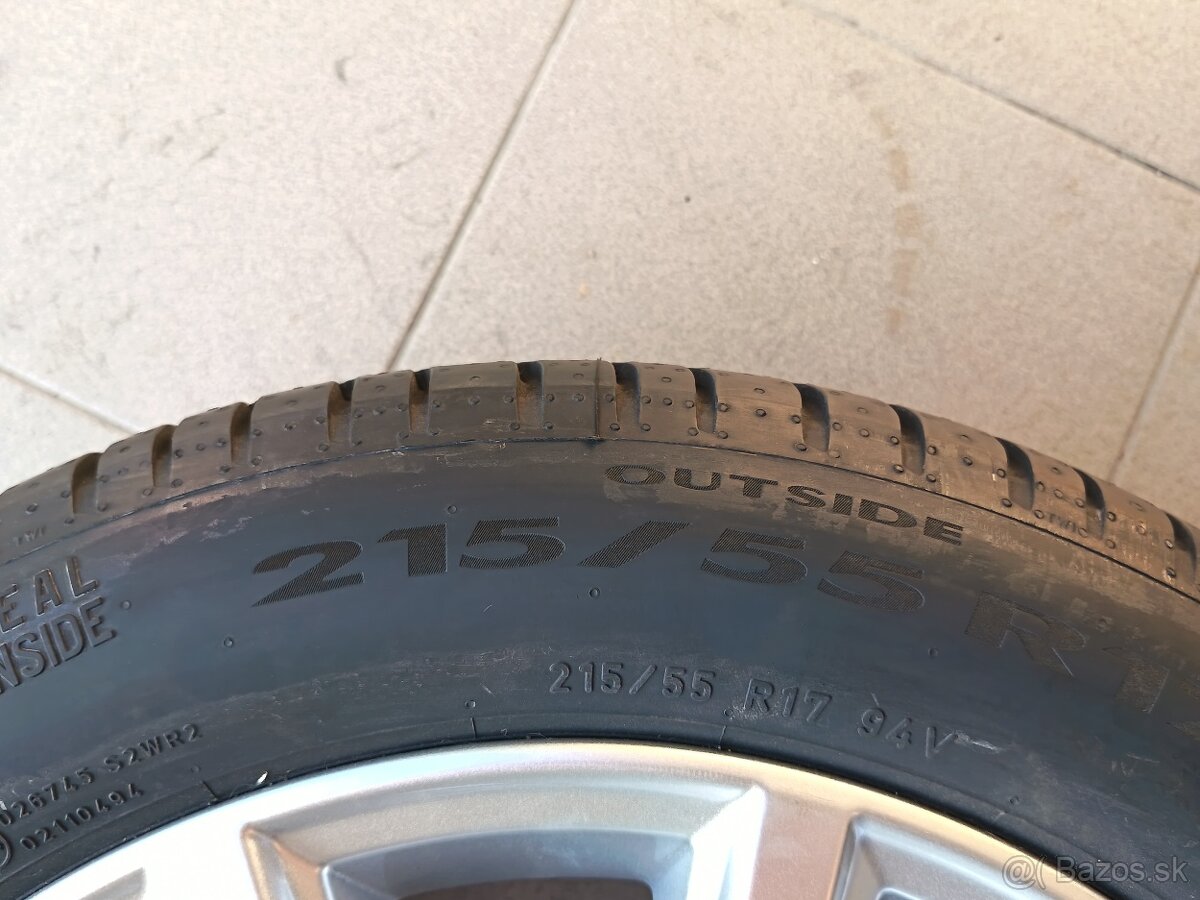 pneumatika Pirelli 215/55 R17, 1ks - 4