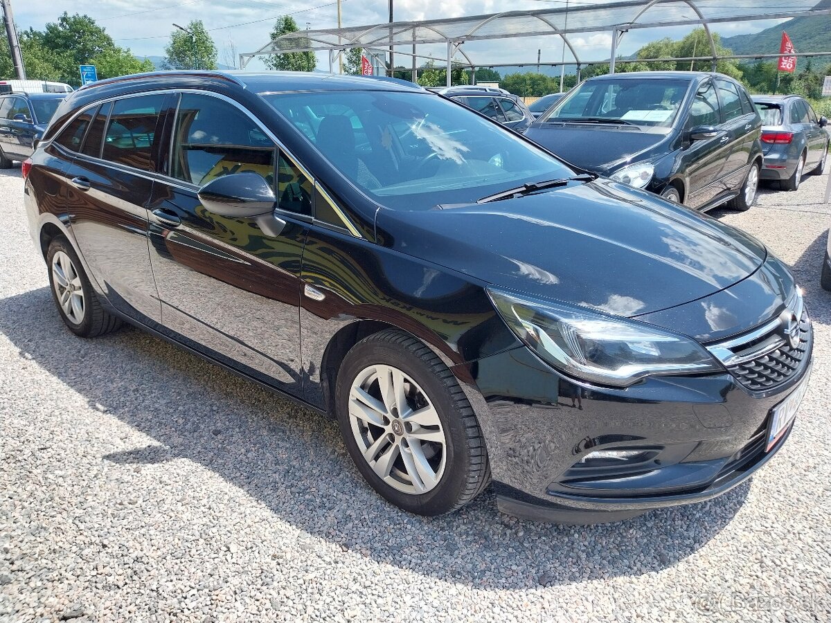 Opel Astra Sport Tourer ST 1.6 CDTI ecoFLEX S&S 110k - 4