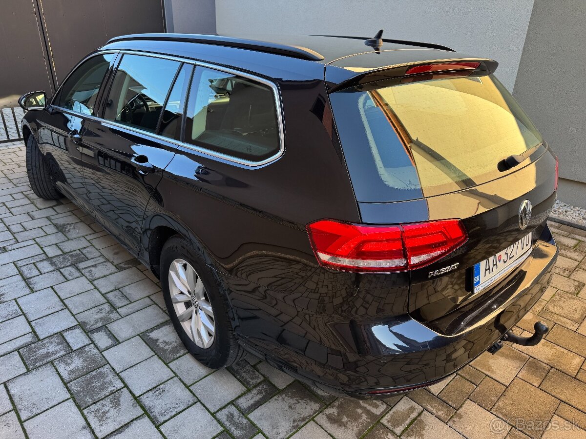 VOLKSWAGEN PASSAT VARIANT, 1,4 TSI, MANUÁL, 5/2017, LED - 4