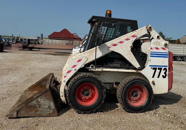 Minibáger Bobcat 773 - 4