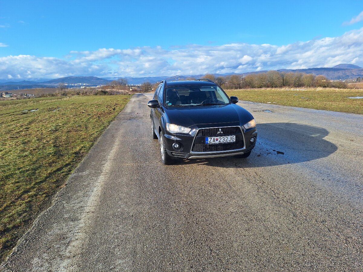 Mitsubishi Outlander 2.2 DI-D - 4