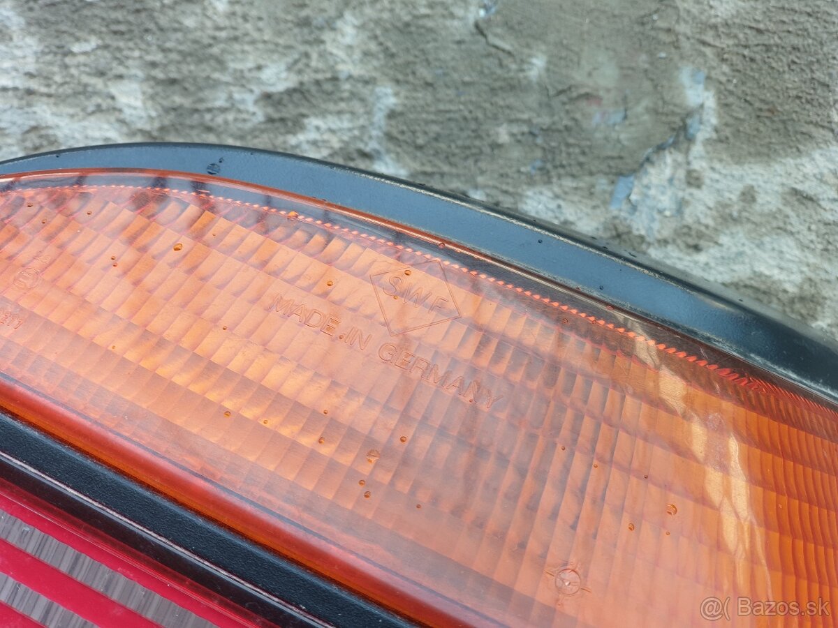 Pravé zadné svetlo • VW Golf 3 hatchback - 4