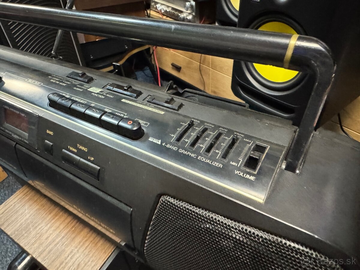 JVC-RC-W410 - 4