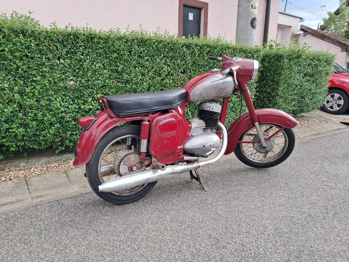 JAWA 250 559 - 4