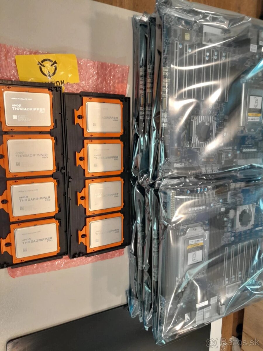 MC62-G40 + Ryzen Threadripper PRO 3945WX 4Ghz 12-Core sWRX8 - 4