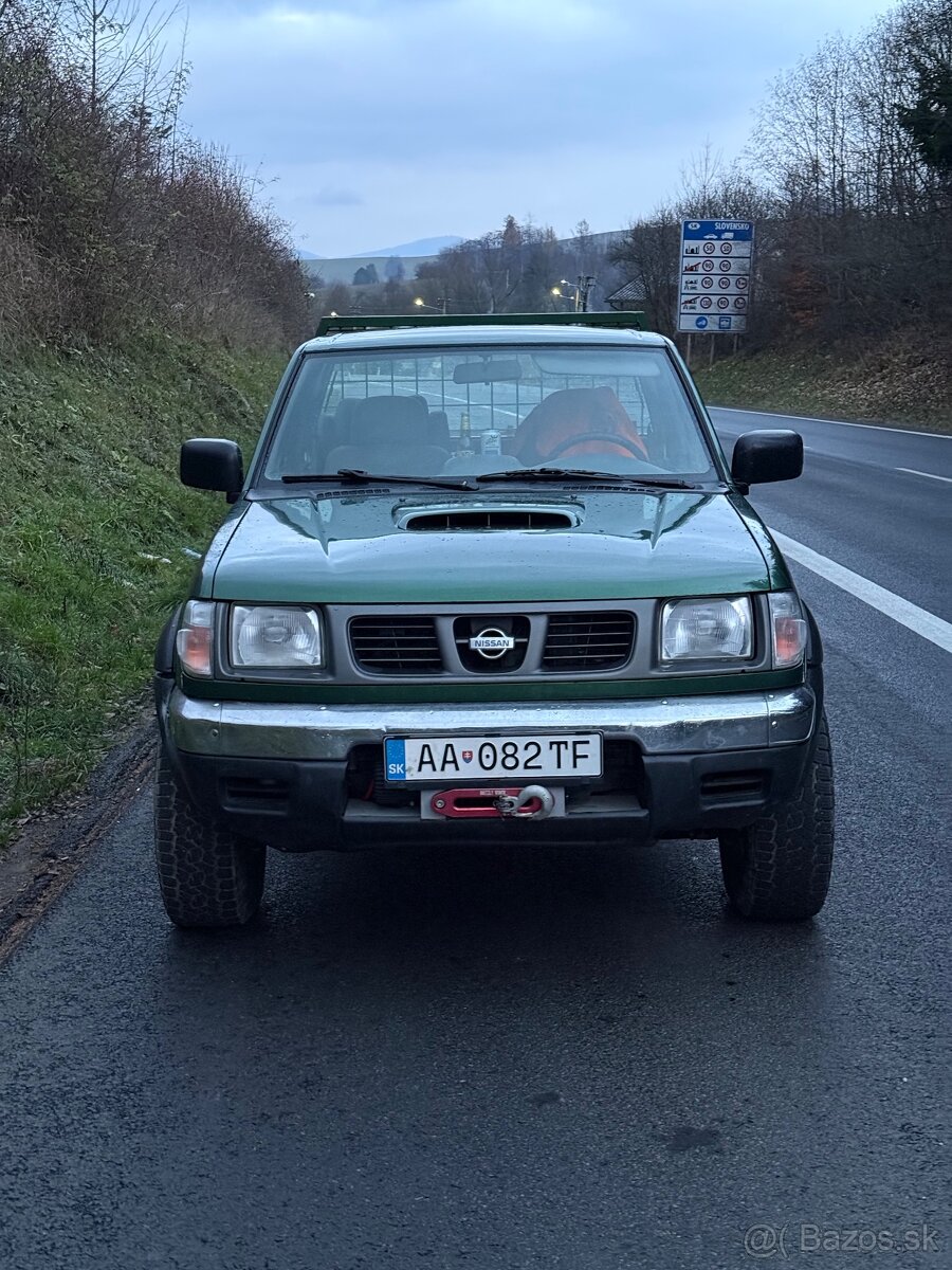 Nissan navara d22 - 4