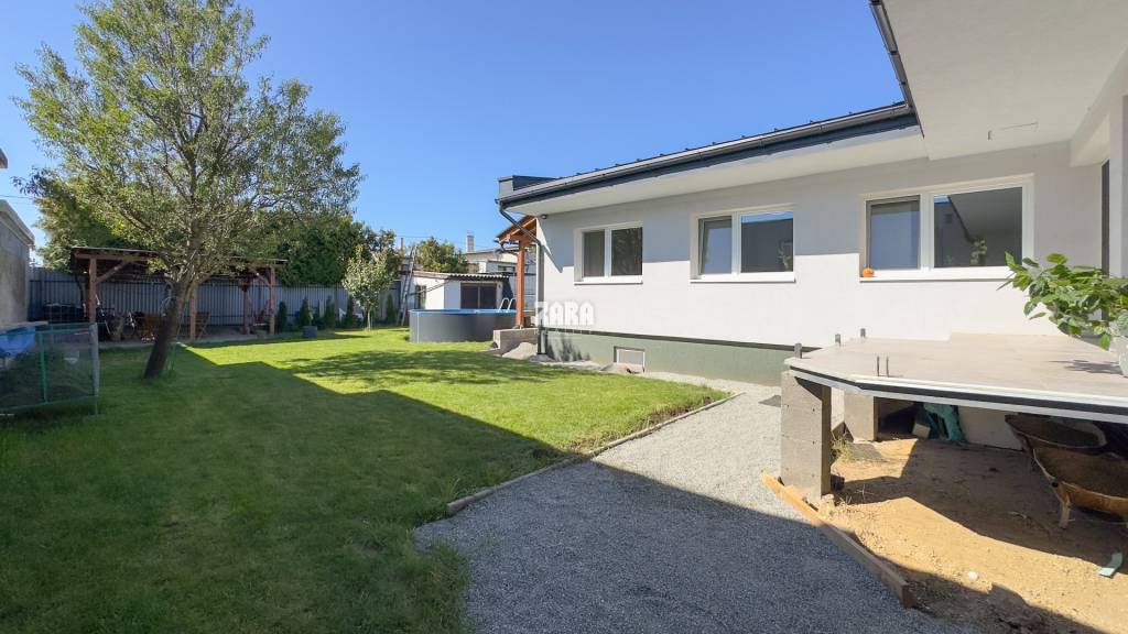 ČAŇA - veľmi pekný 4 izb. rodin.dom, KR, ul. Urbárska - 4