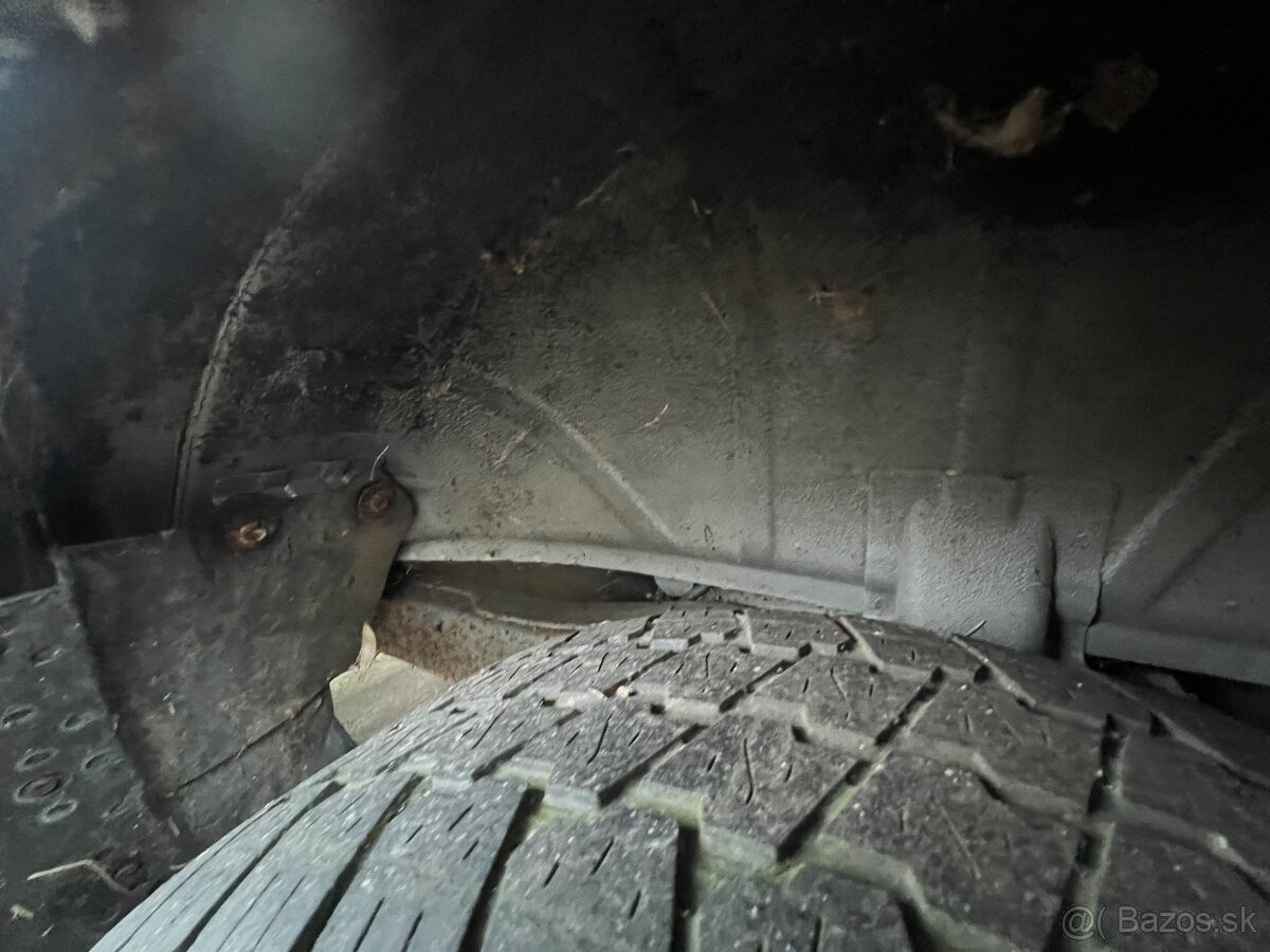 Mitsubishi Pajero 2.5TD Wagon - 4