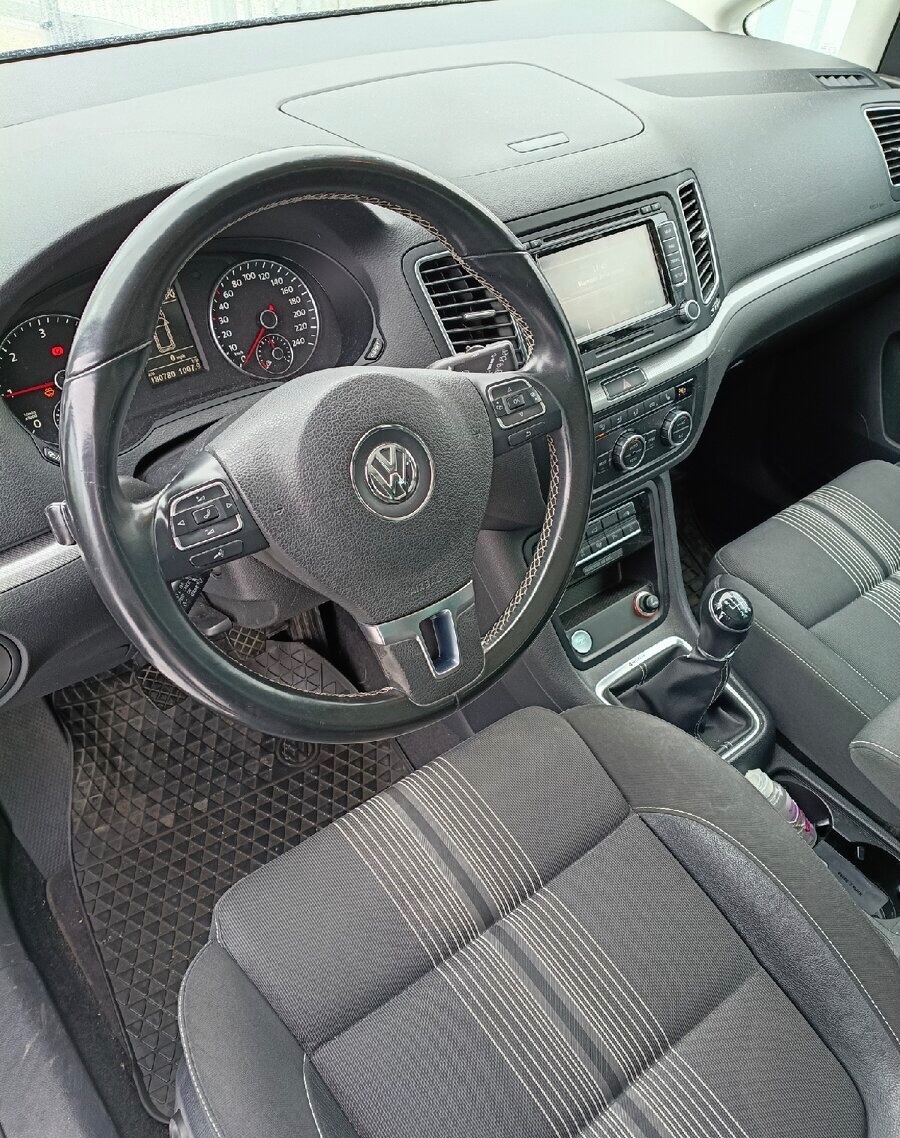 Volkswagen Sharan 2.0 TDI 2012 103kw - 4