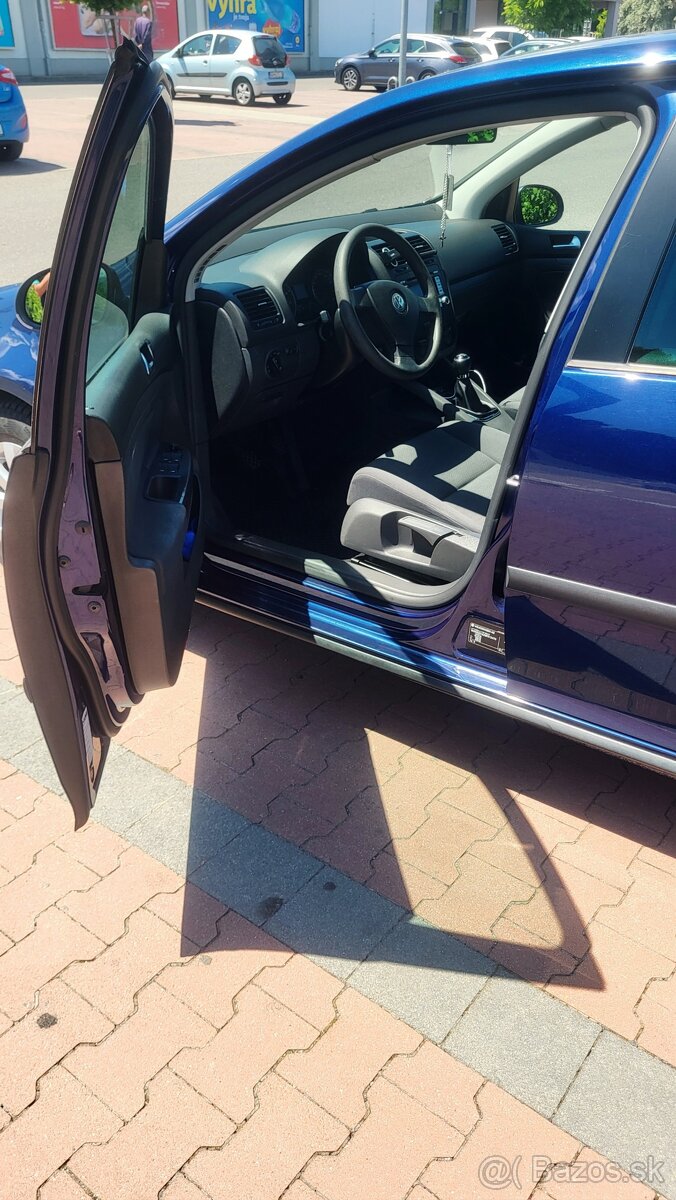 Volkswagen Golf 5, Benzín 1.6 - 4