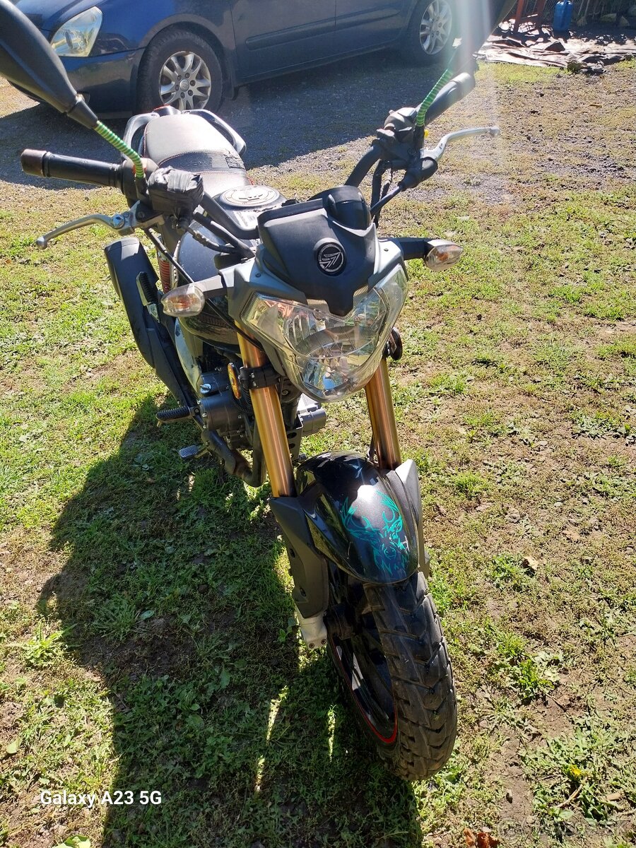 Keeway rv 125