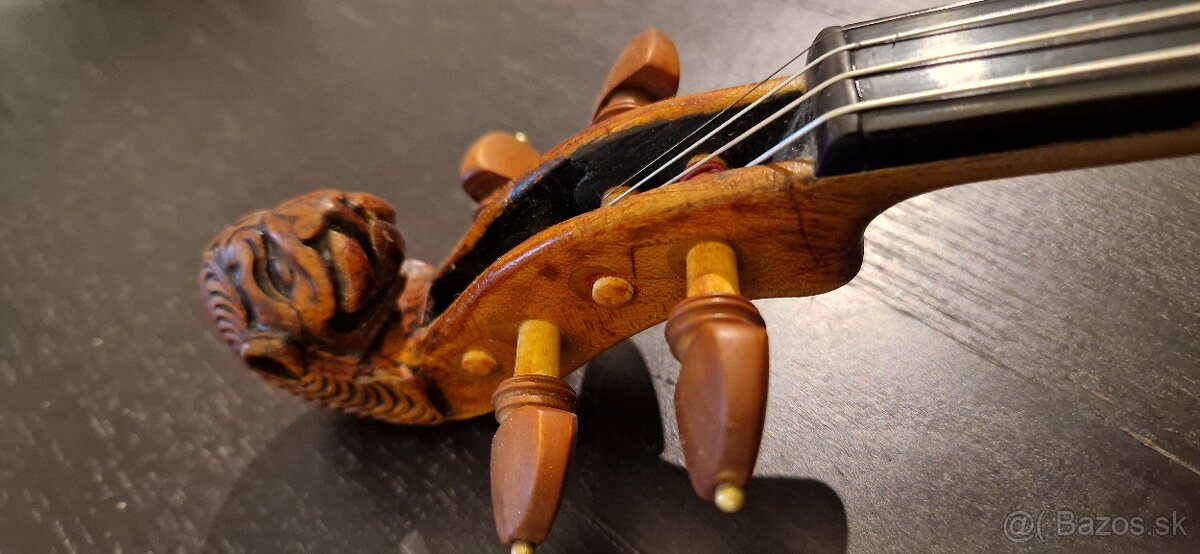 4/4 husle - 4