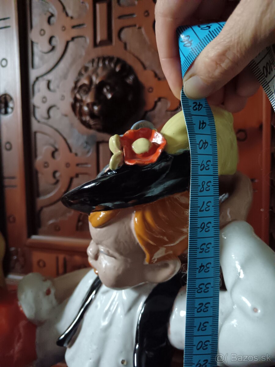 Veľká soška maďarských tanečníkov - 4