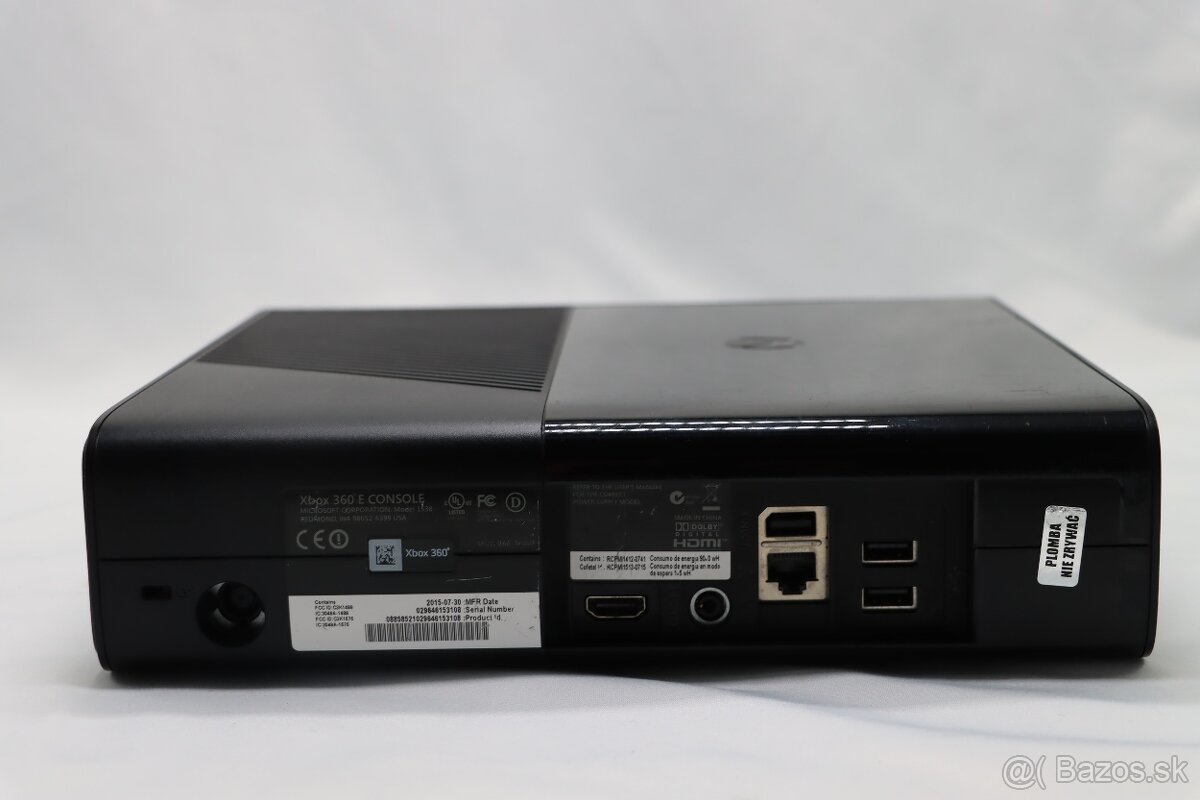 Xbox 360 E 500 GB + Ovládač + Napájanie + 21 hier - 4