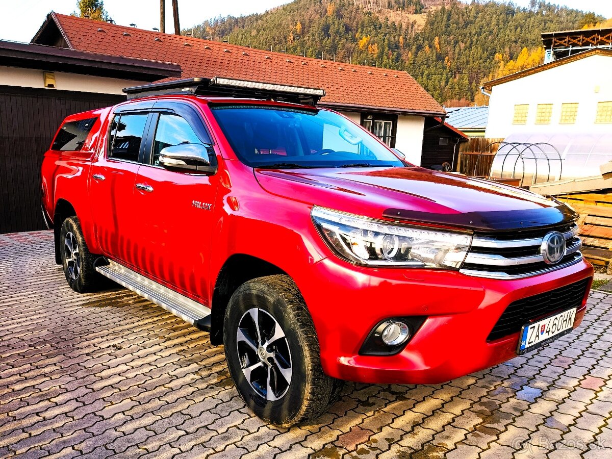 Toyota Hilux 2,4