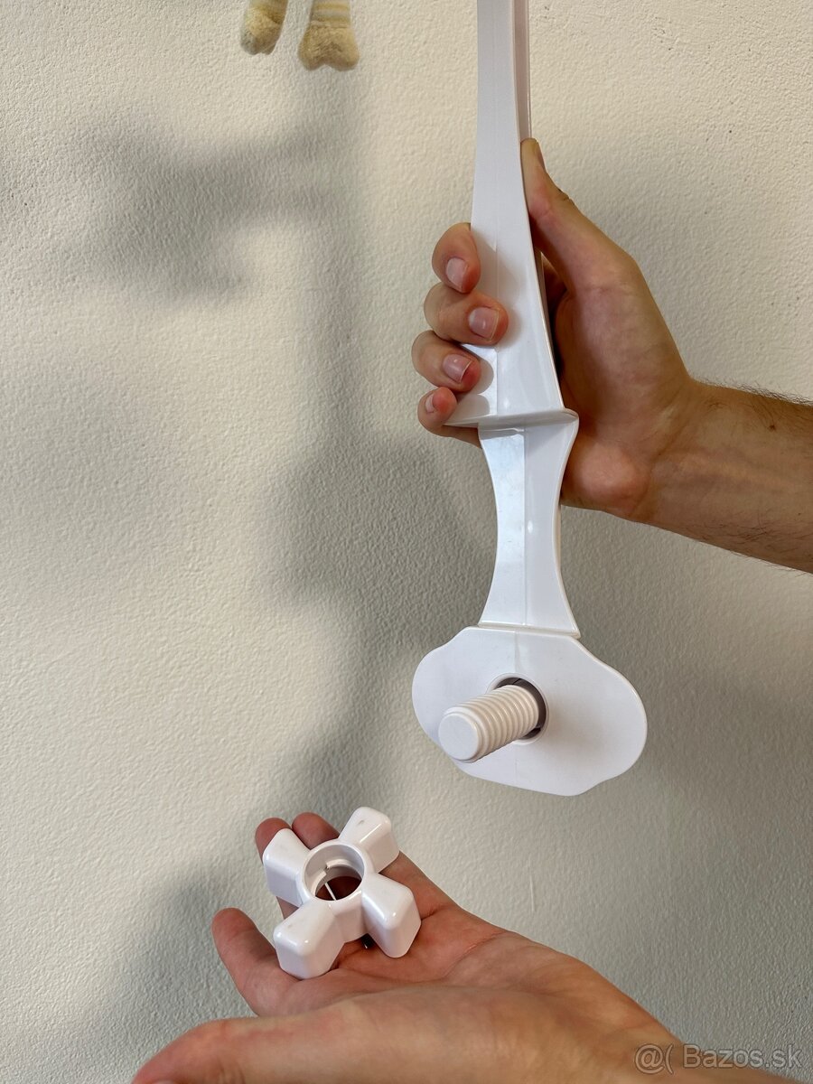 Kolotoč na postieľku Baby Fehn - 4