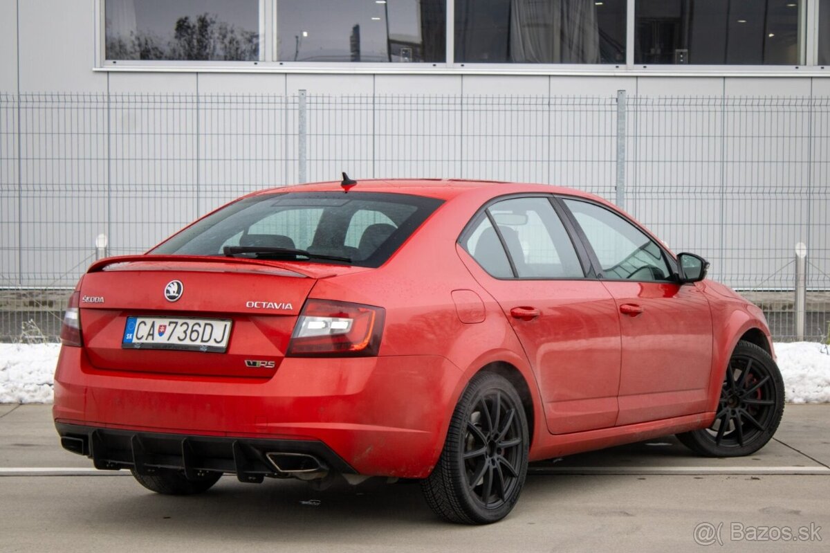 Škoda Octavia 2.0 TSI 245k RS - 4