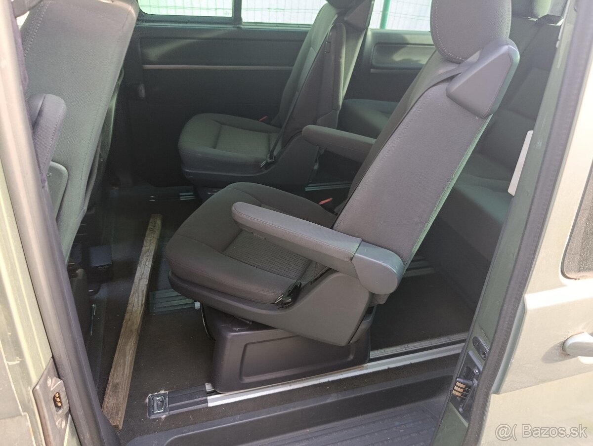 VOLKSWAGEN T5 MULTIVAN - 4