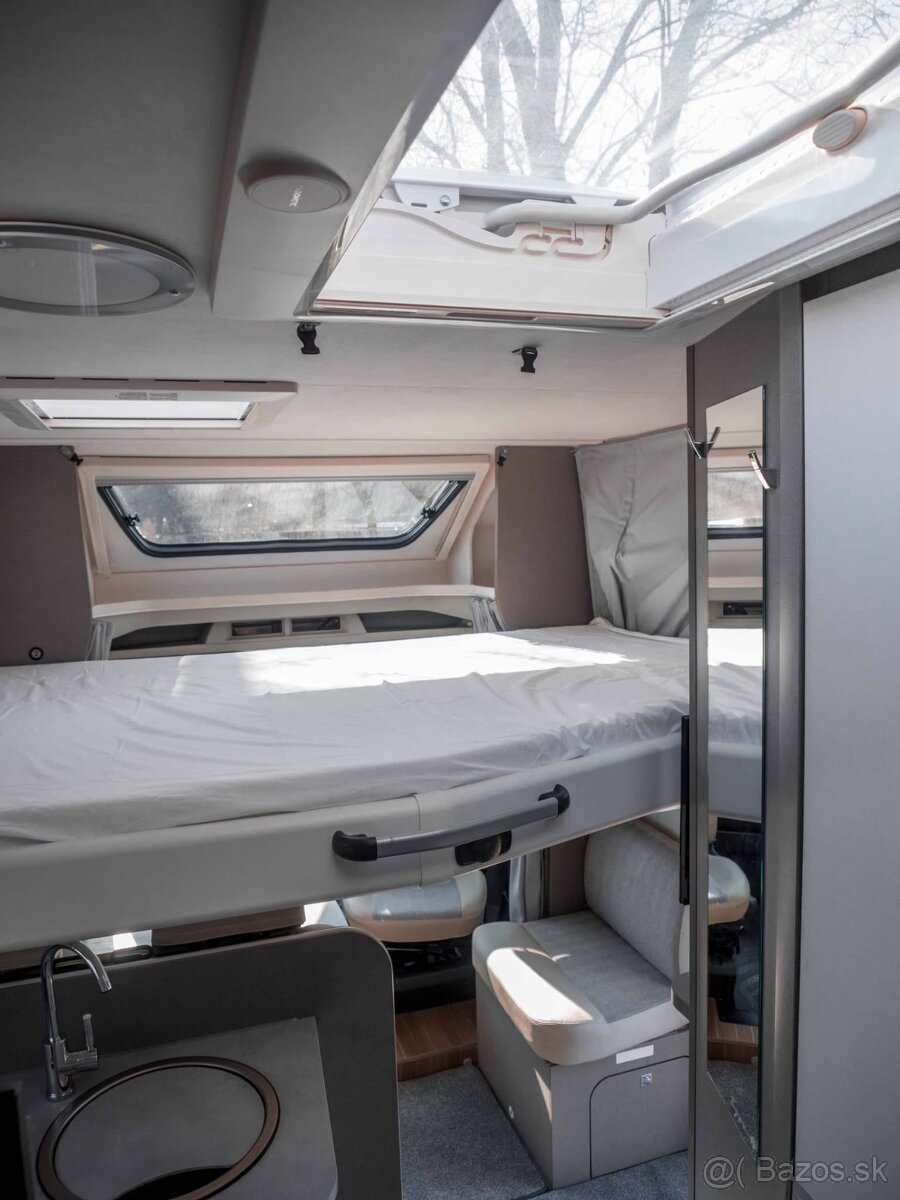 Prenájom karavan Etrusco T6.9 SF - 4