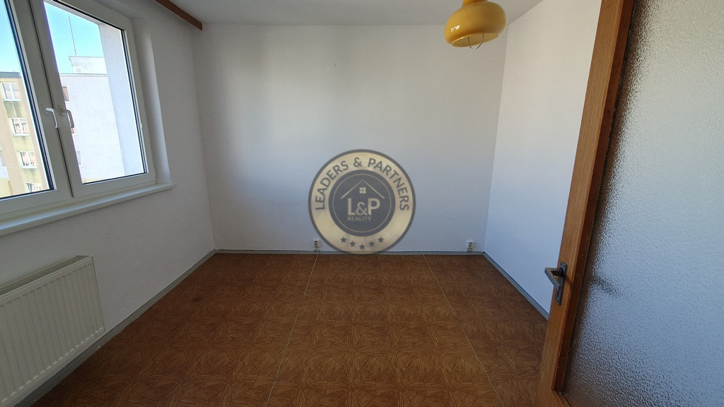 PREDAJ: 3 izb. byt 58 m2 + loggia Tajovského ul. Starý Juh - 4