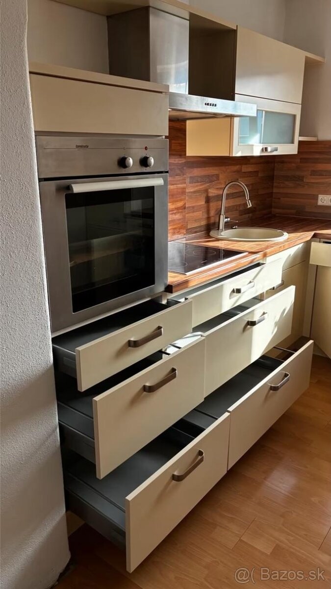 Elegentná kuchyňa LIVIA - 4