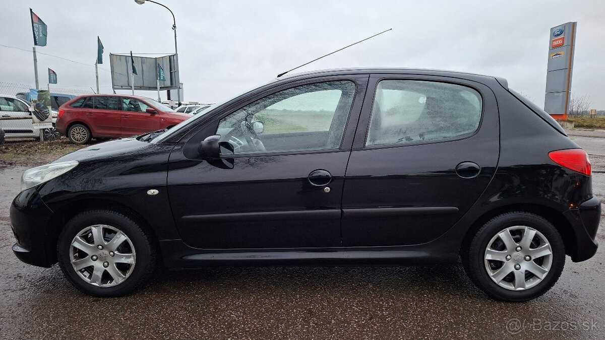 PEUGEOT 206 + 1.4 BENZ.5DV - 4