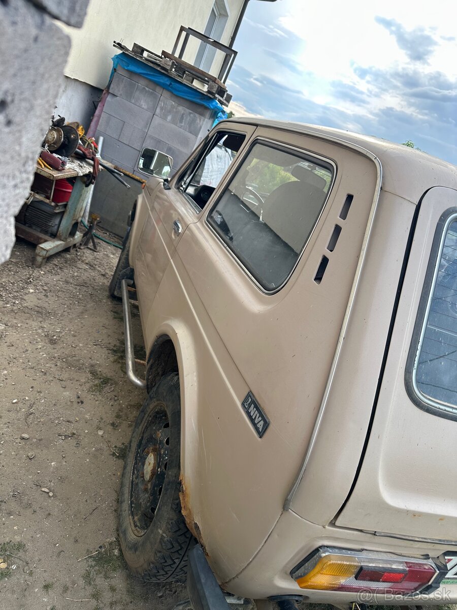 Lada Niva 1600 - 4