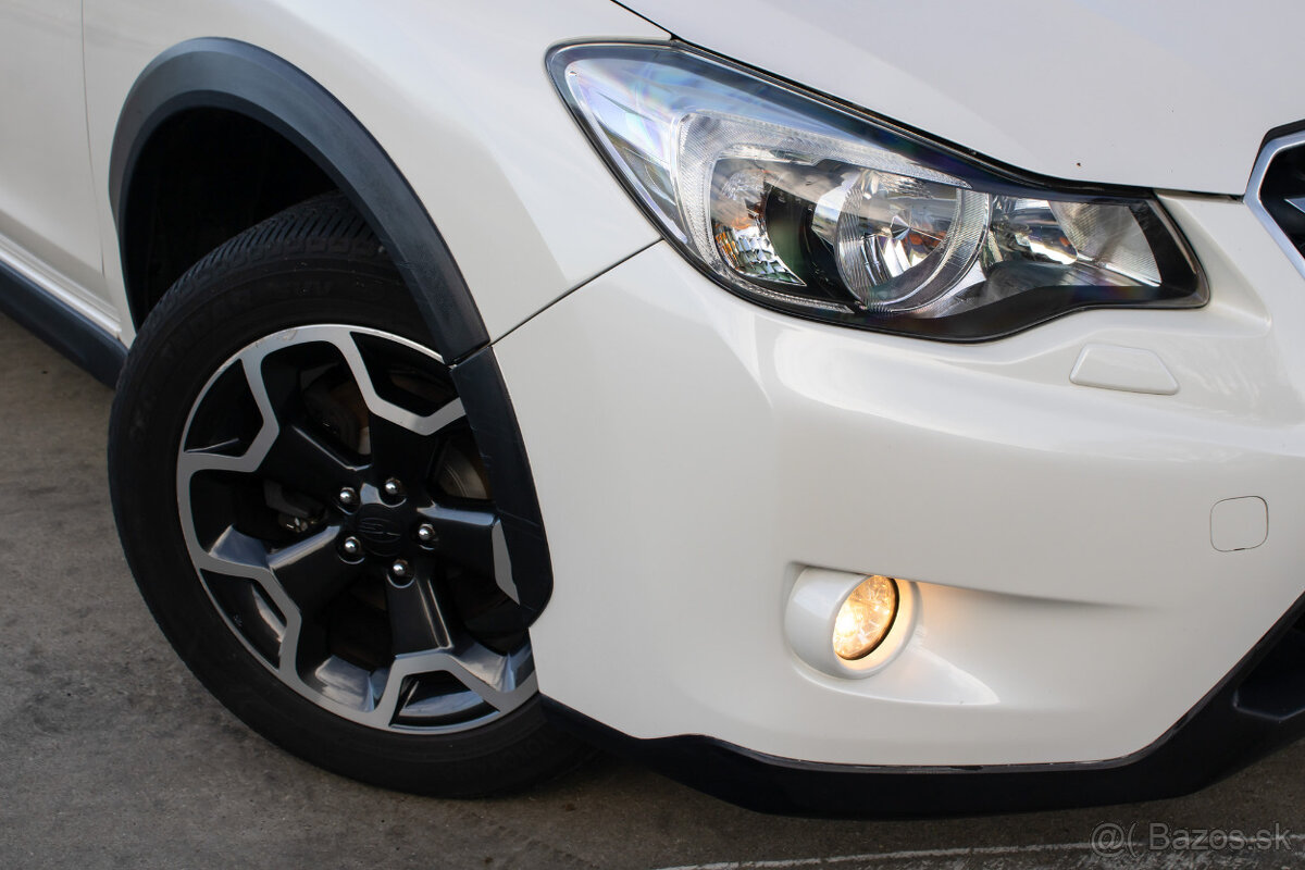 Subaru XV 2.0i Exclusive benzín 4x4 automat - 4