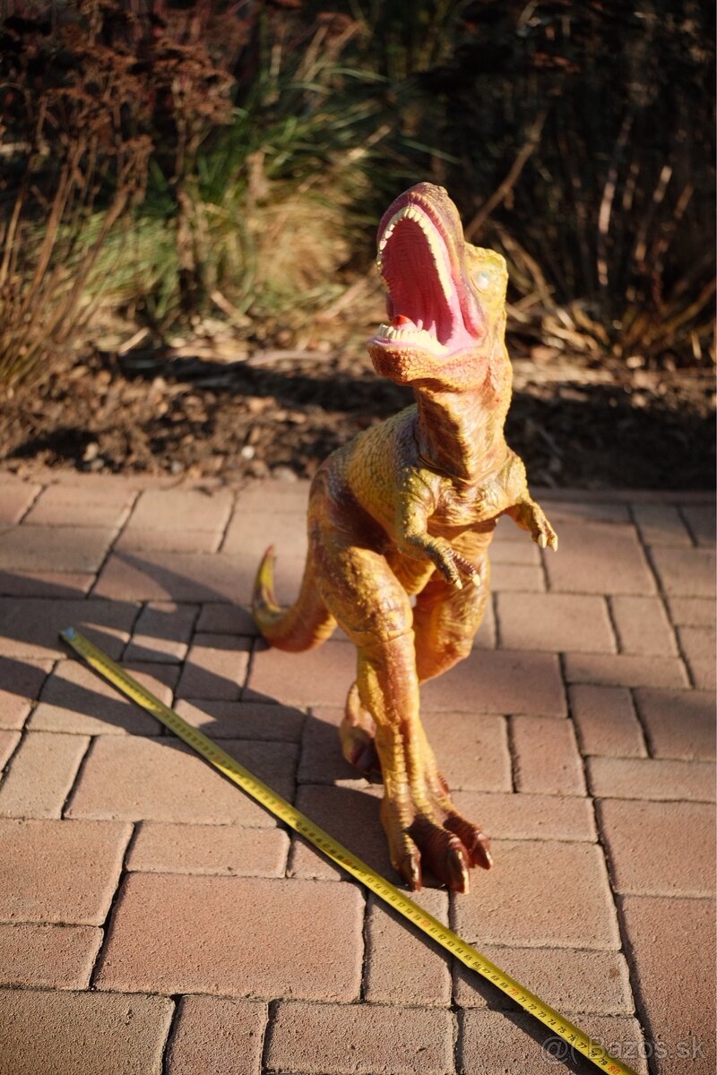 Velke dinosaury (50-80cm) (trex, brontosaurus a pod) - 4