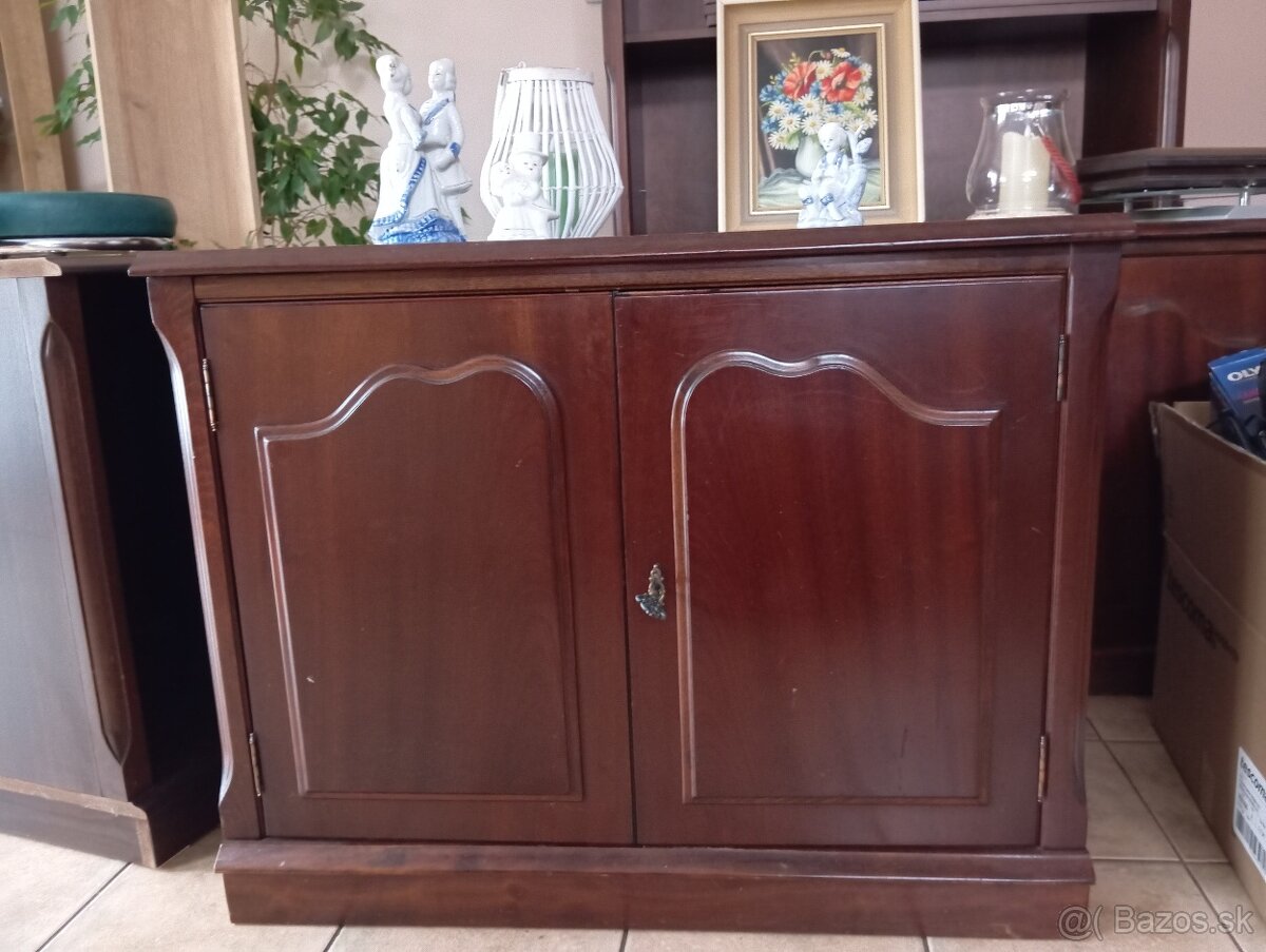 Obývačkova zostava - 4