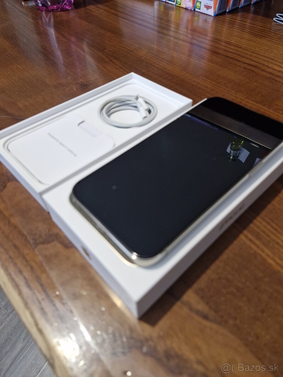 Predám Apple Iphone 14 pro max 256GB Gold - 4