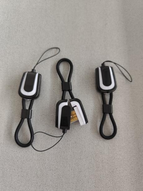 Nabíjací adaptér - 4