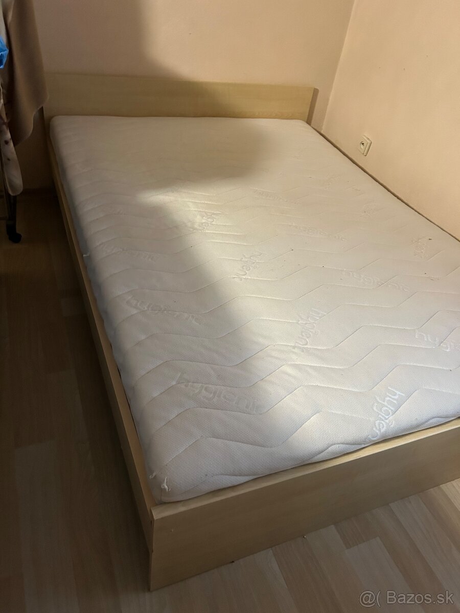 Postel 140x200 v dobrom stave - 4