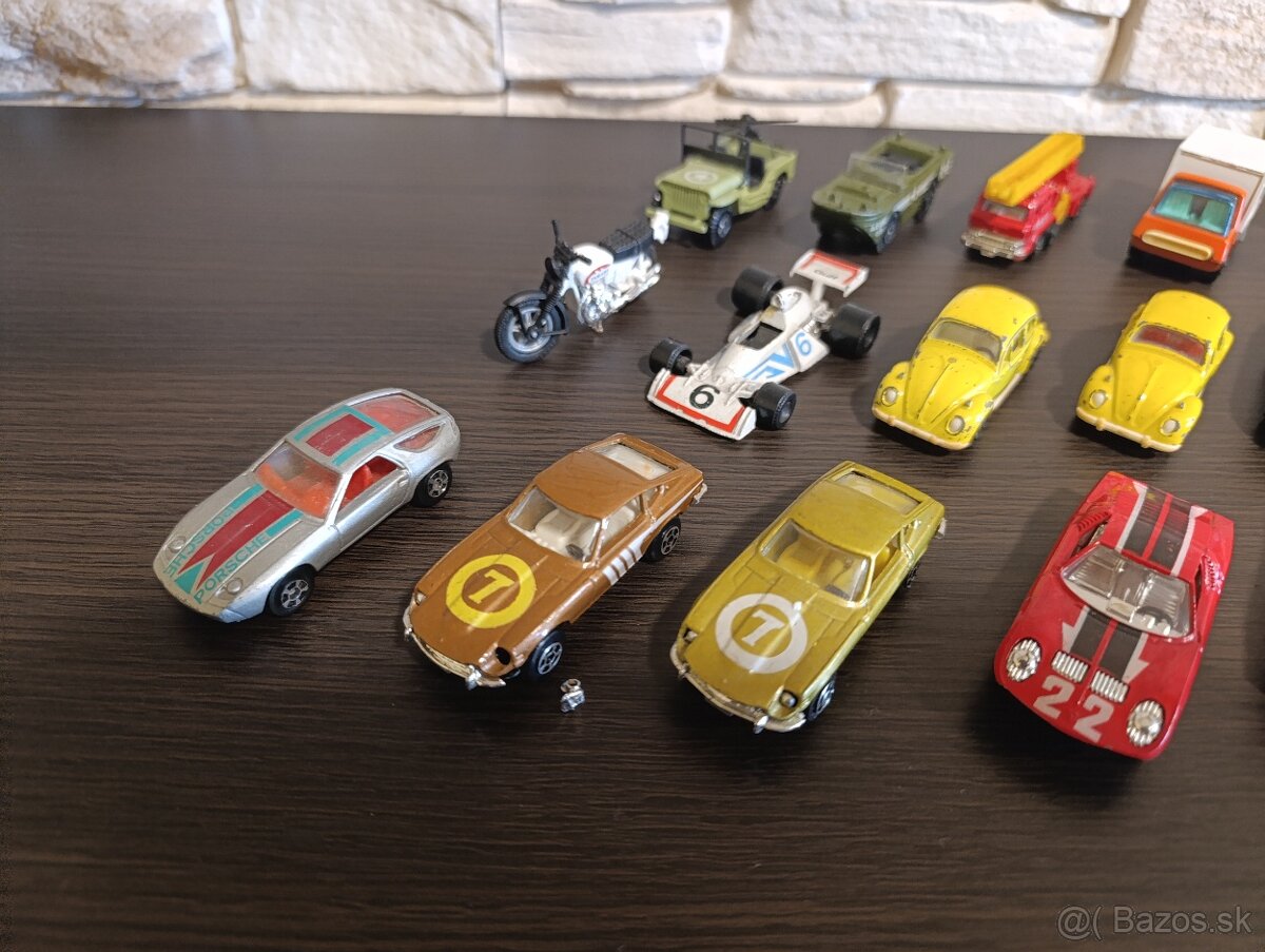 Playart a Yatming modely - osobní nákladní auta - Hong Kong. - 4