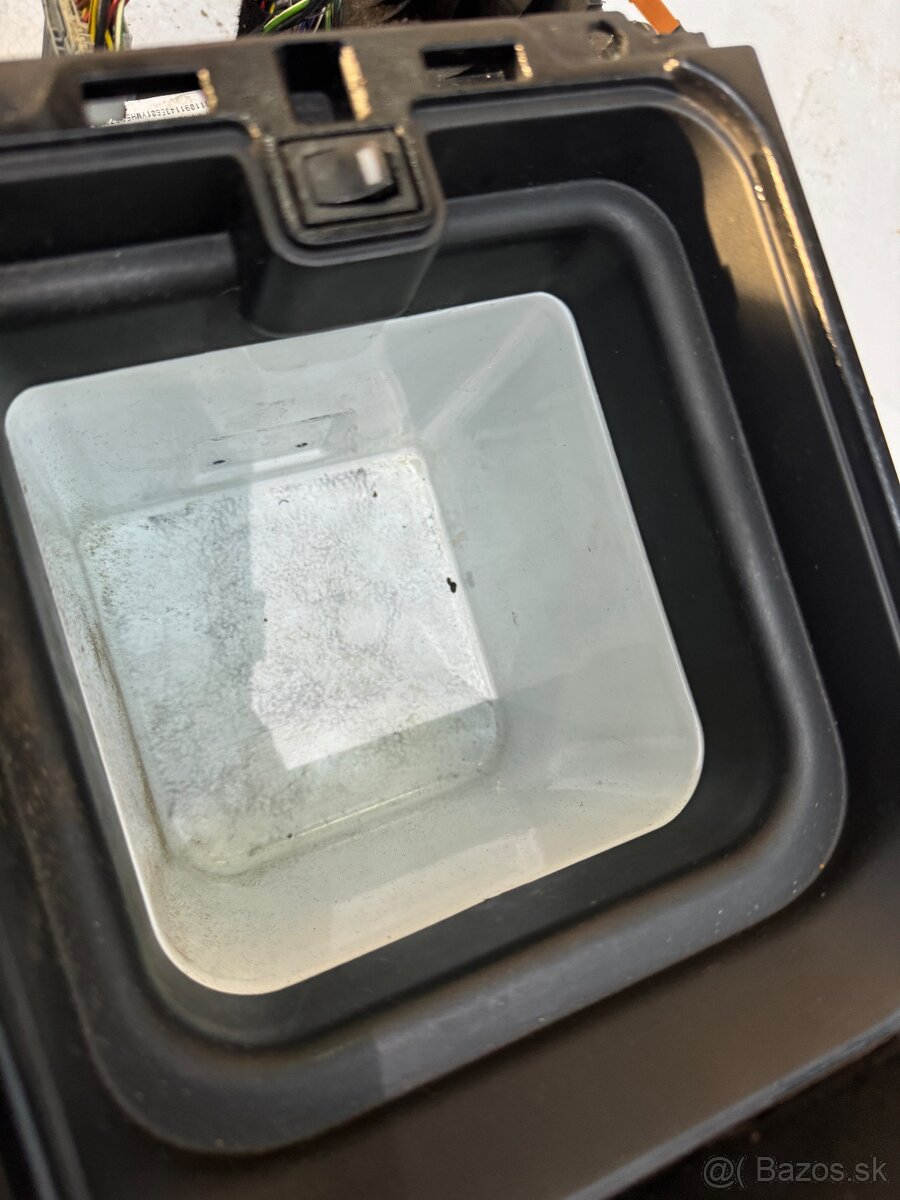 Range rover sport chladnicka - 4