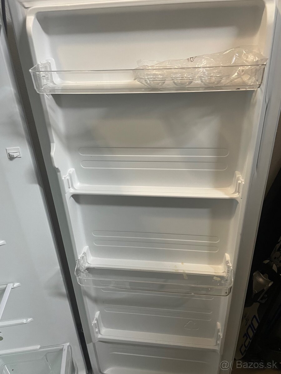 Chladnička Candy - 4