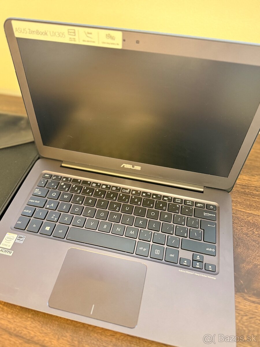 ASUS Zenbook UX305LA - 4