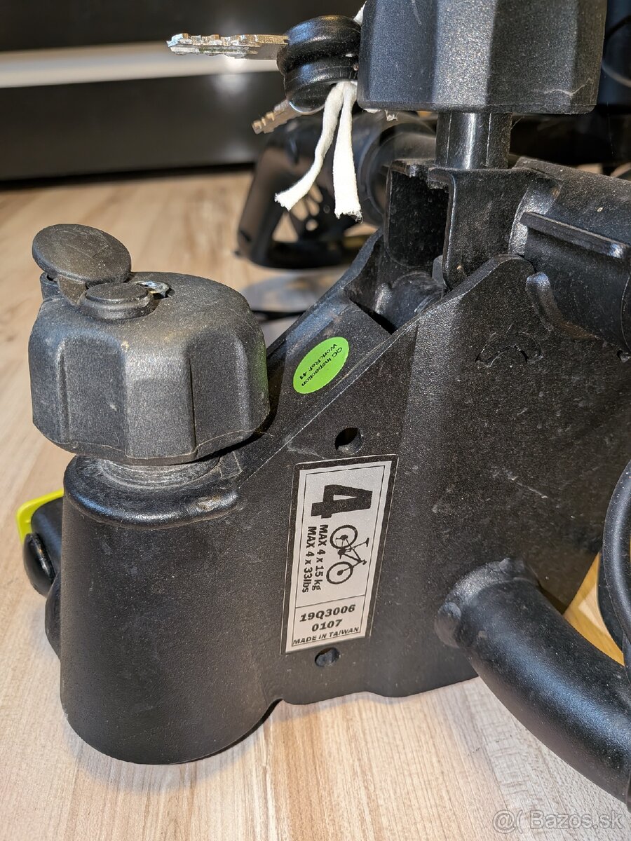 Nosič na 4 bicykle BuzzRack - 4