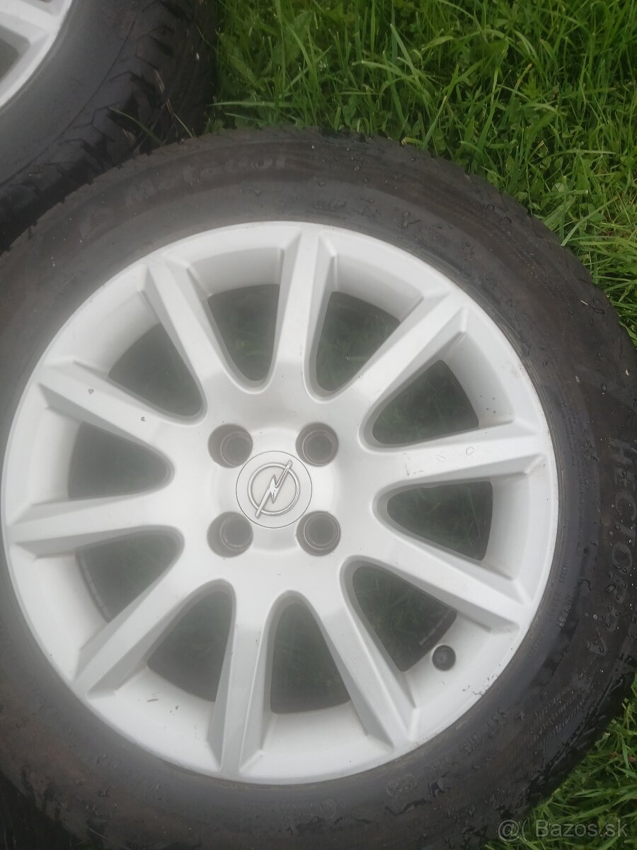 Elektrony 4x100 R16 - 4