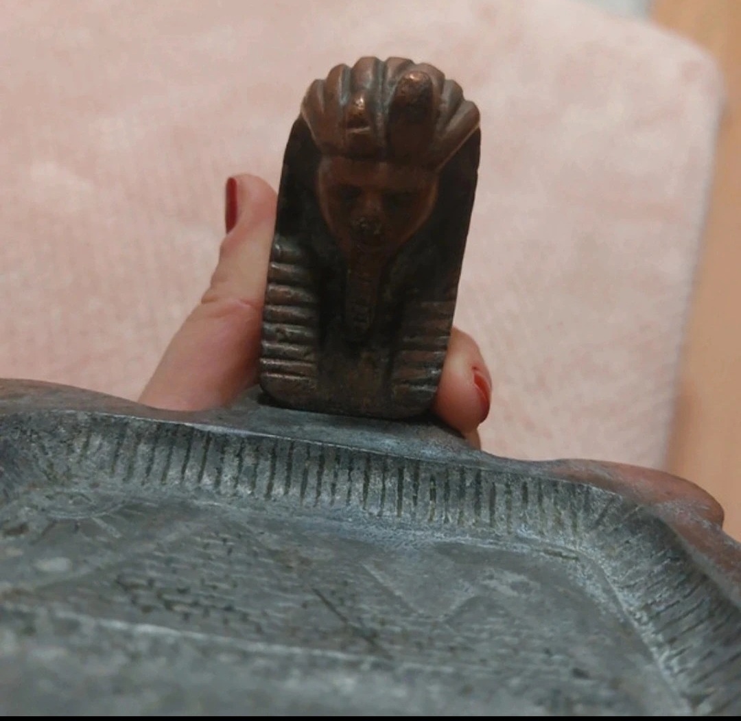 Starý retro mosadzný popolník Egypt pyramída - 4