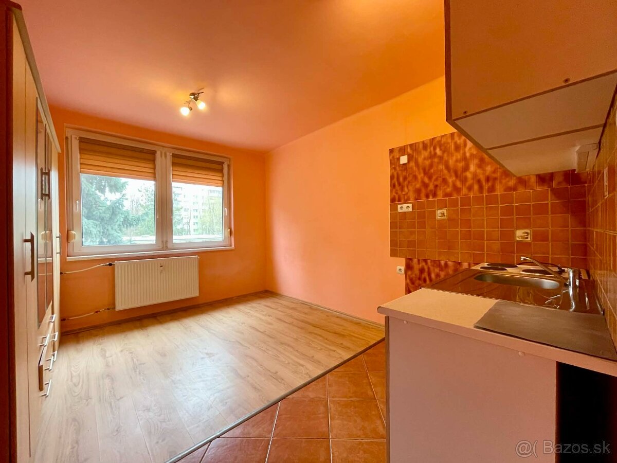 Kompletne prerobená garsónka /20m2/, Komárno - 4