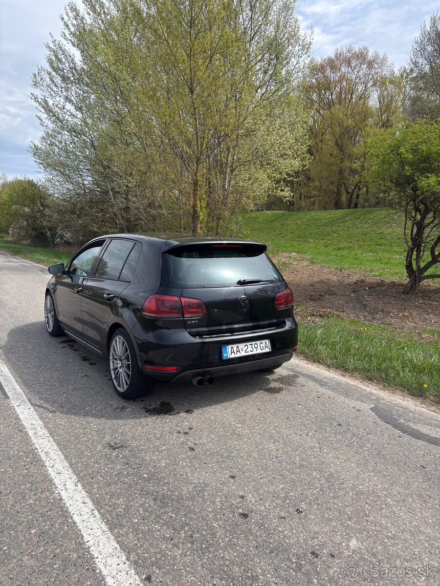 VW Golf 6 2.0 TDI - 4